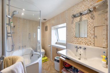 Kauri House photo 16