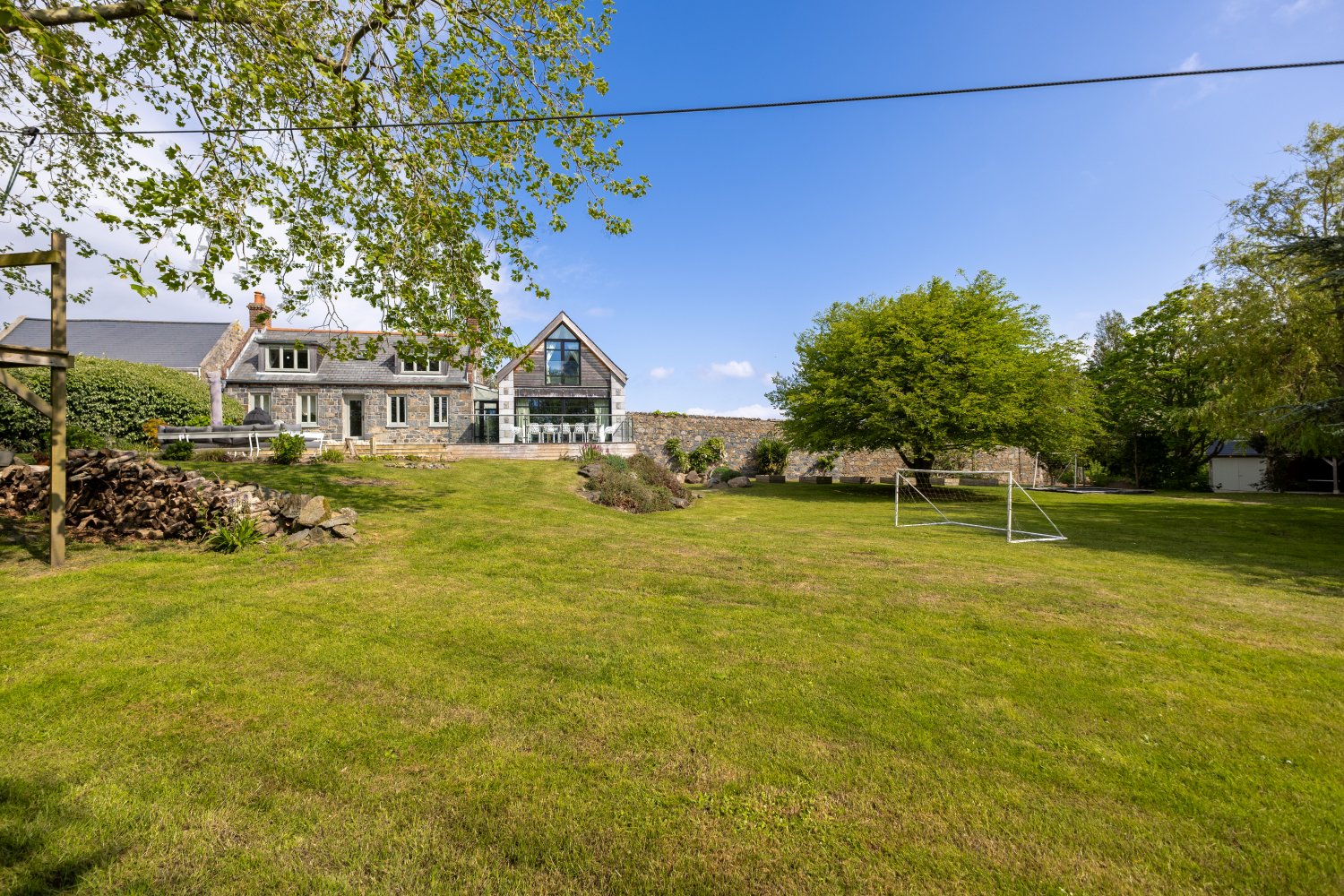 Robin Hill Cottage photo 44