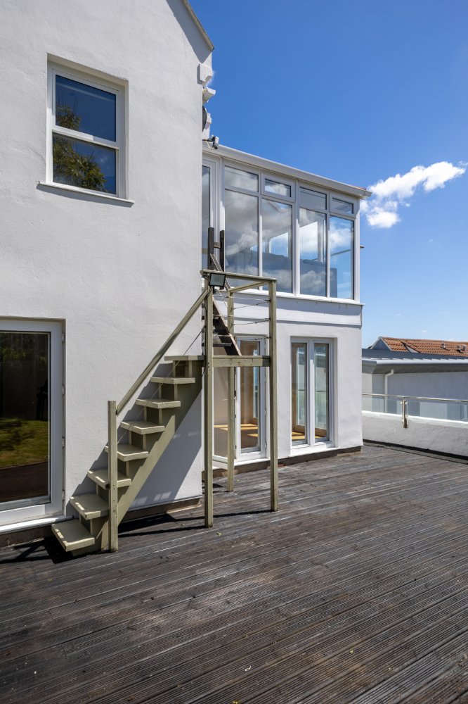 Charter House photo 32