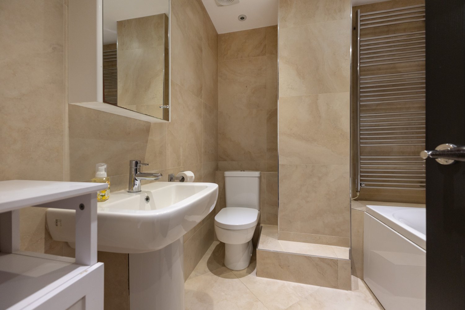 Charter House photo 22