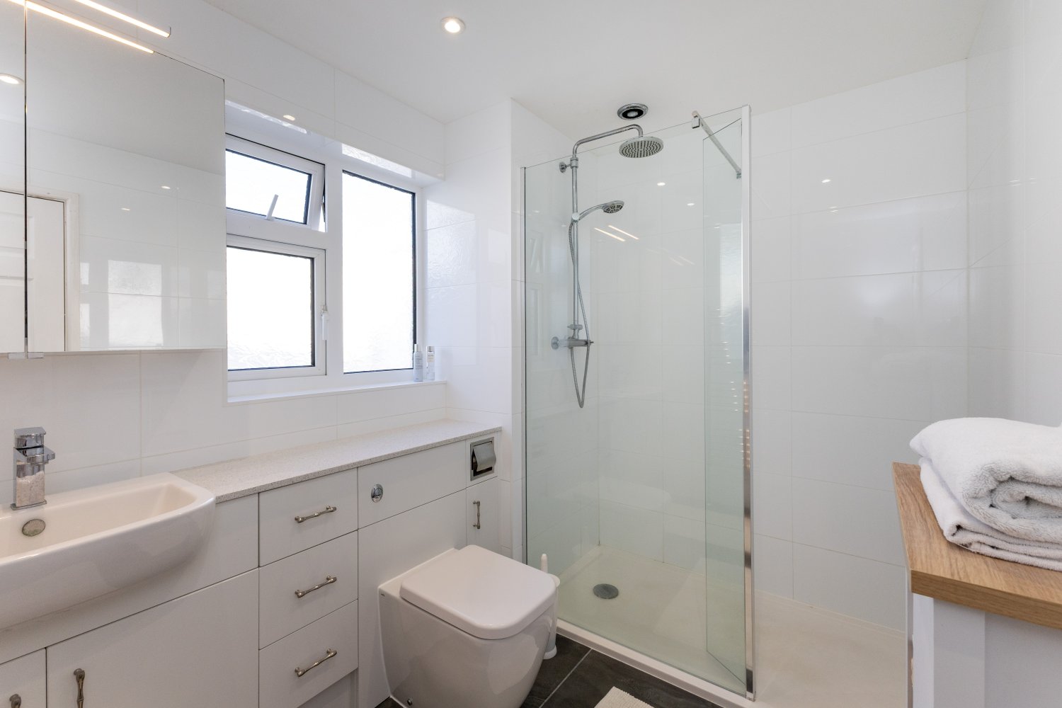 Rockview photo 9