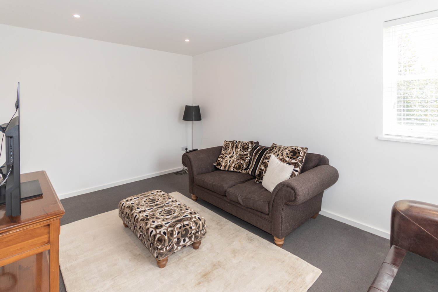 2 La Maisonette photo 3