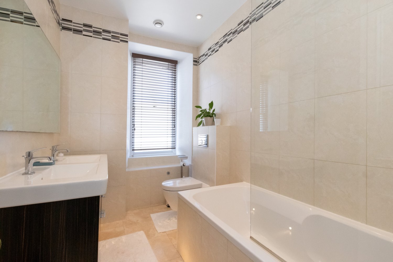 2 Clifton Terrace photo 16