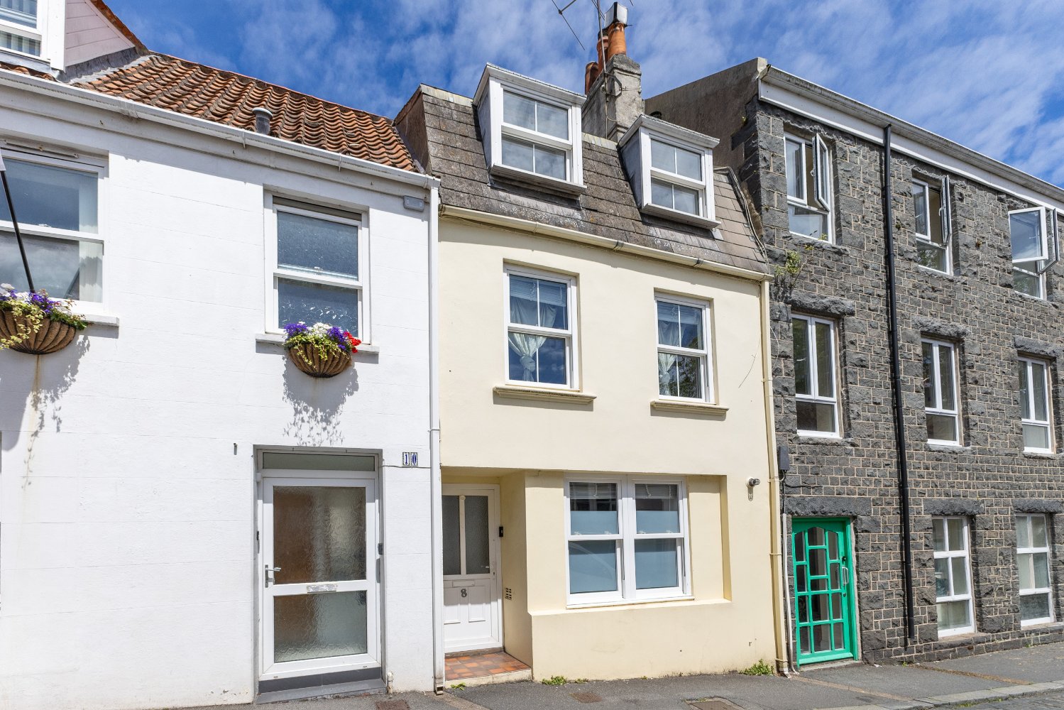 8 Upper Mansell Street