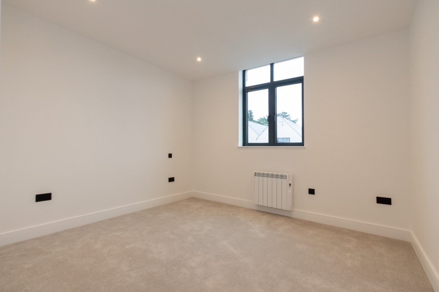 Apartment 8  Ebenezer Church photo 9