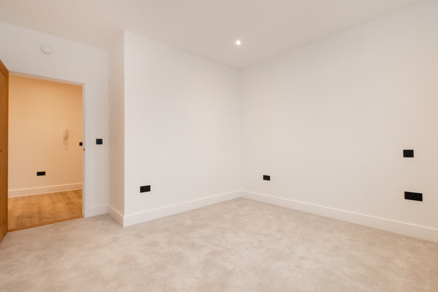 Apartment 8  Ebenezer Church photo 10