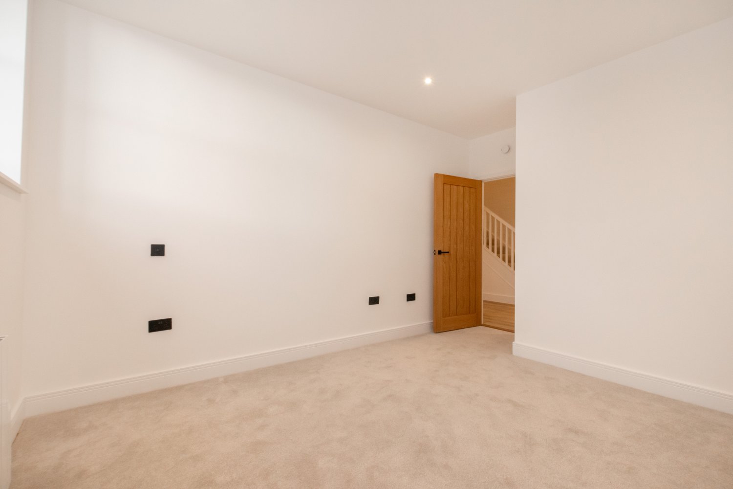 Apartment 9  Ebenezer Church photo 15