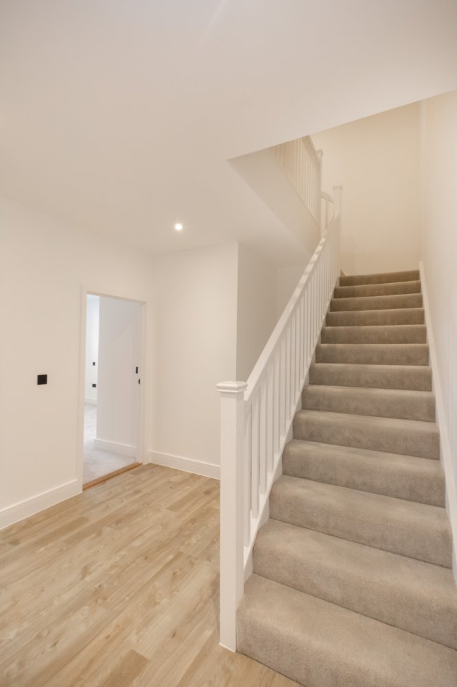 Apartment 9  Ebenezer Church photo 12