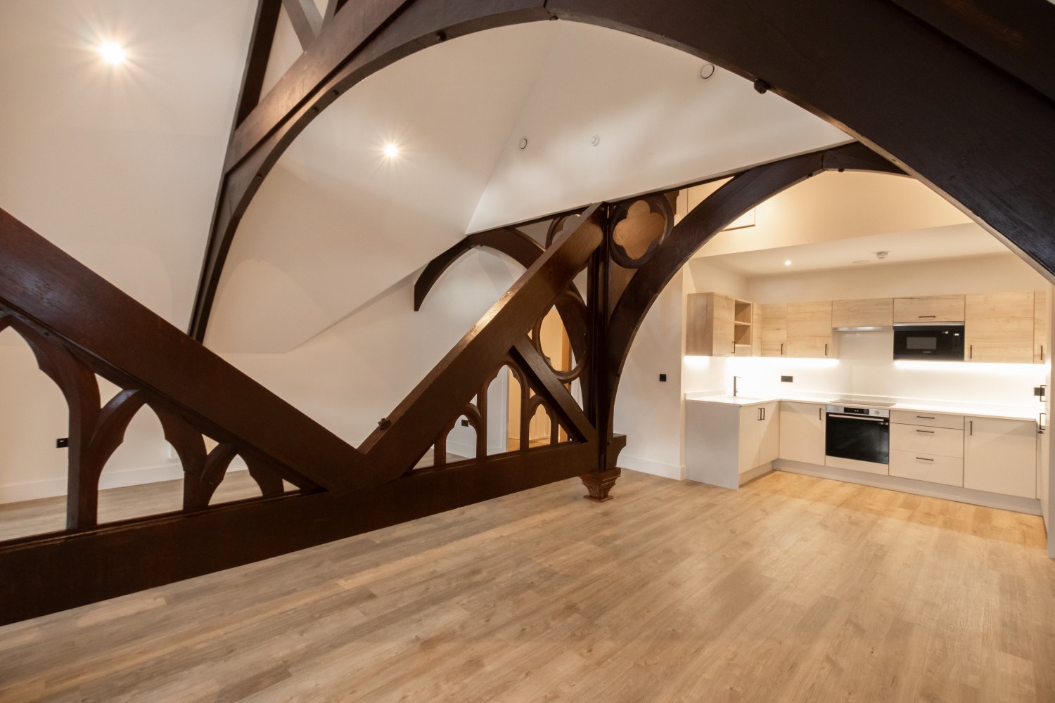 Apartment 9  Ebenezer Church photo 5