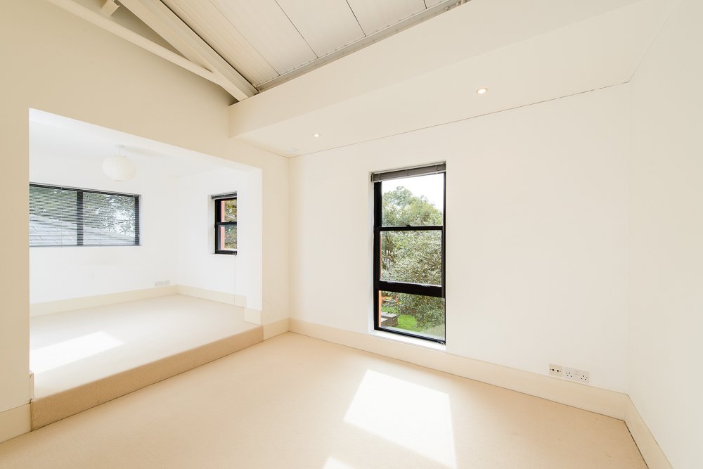 11 Candie Apartments photo 8
