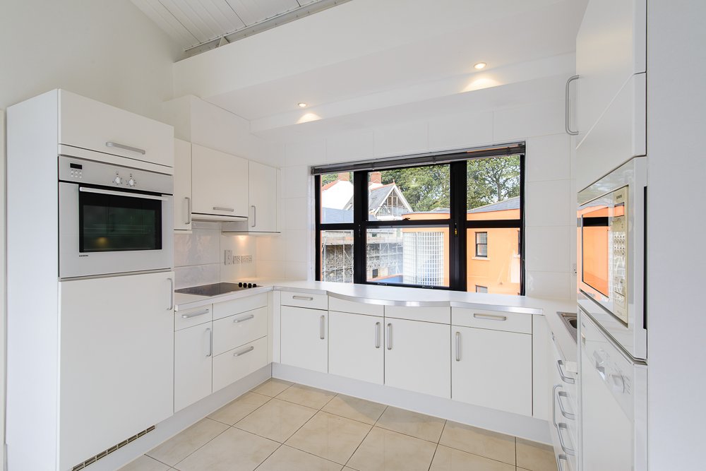 11 Candie Apartments photo 2