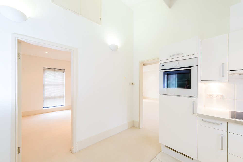 11 Candie Apartments photo 6
