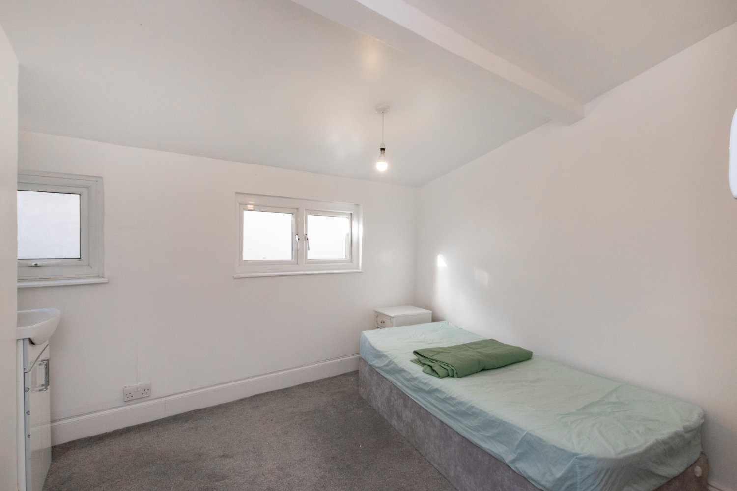 Flat 1, The Kestrels photo 5