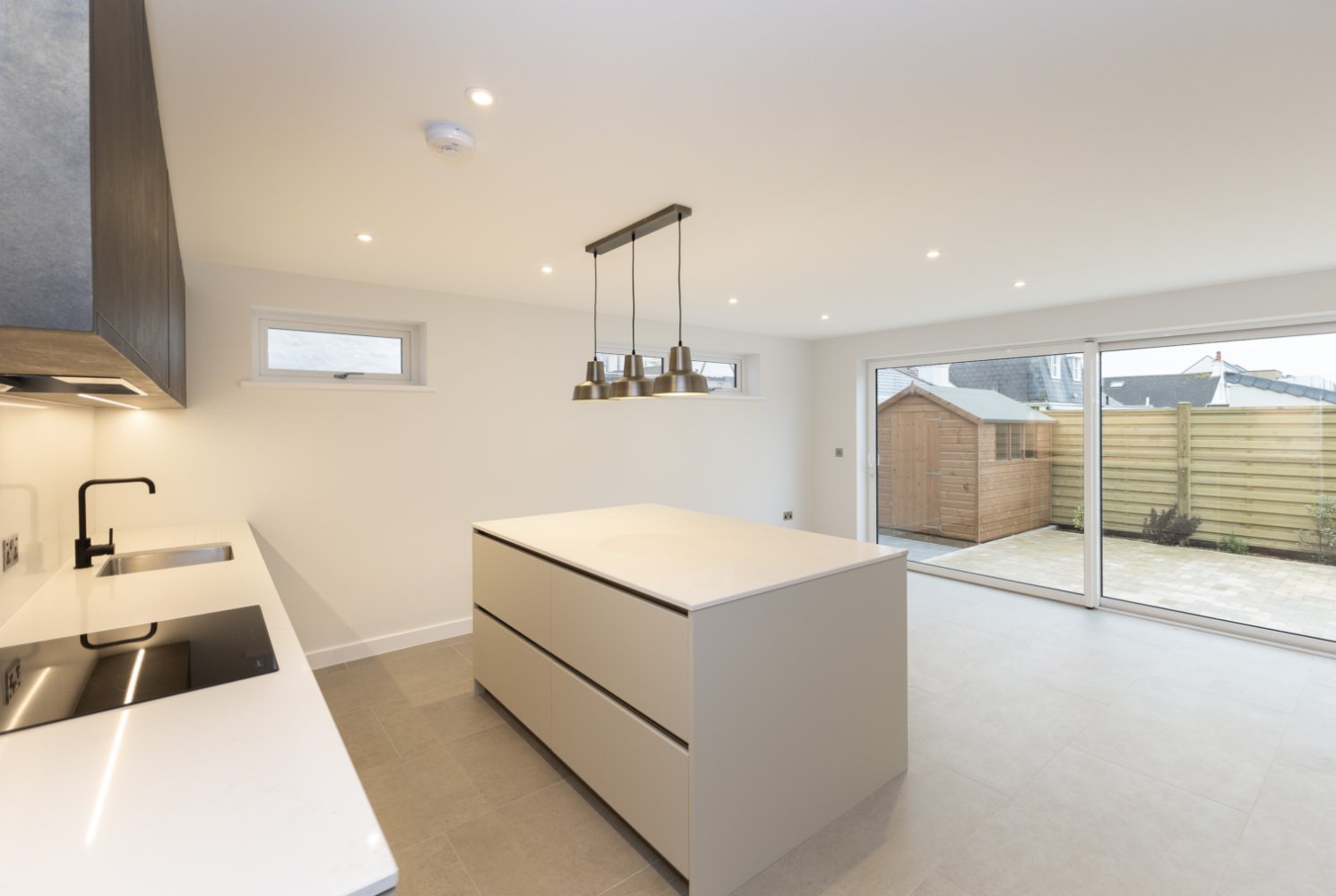 2 Cobo Sands photo 8