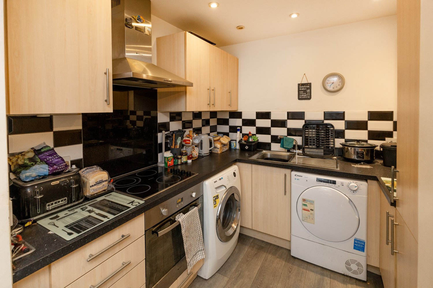 Apartment 4, Northerners Hall photo 5
