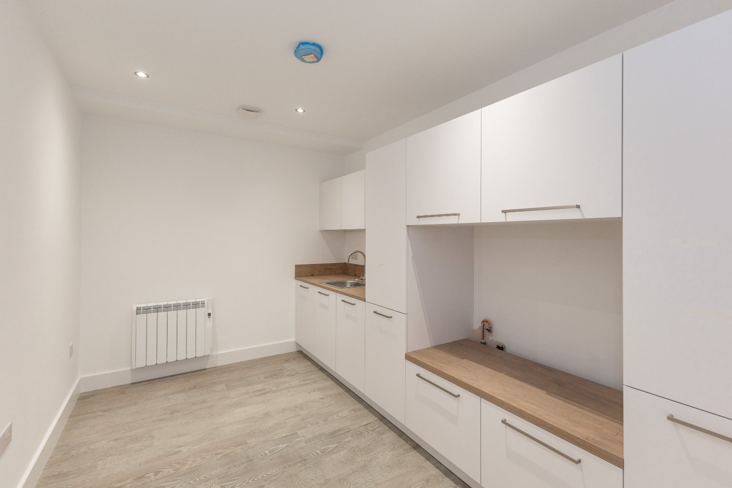 No. 6 Allanson Court photo 9