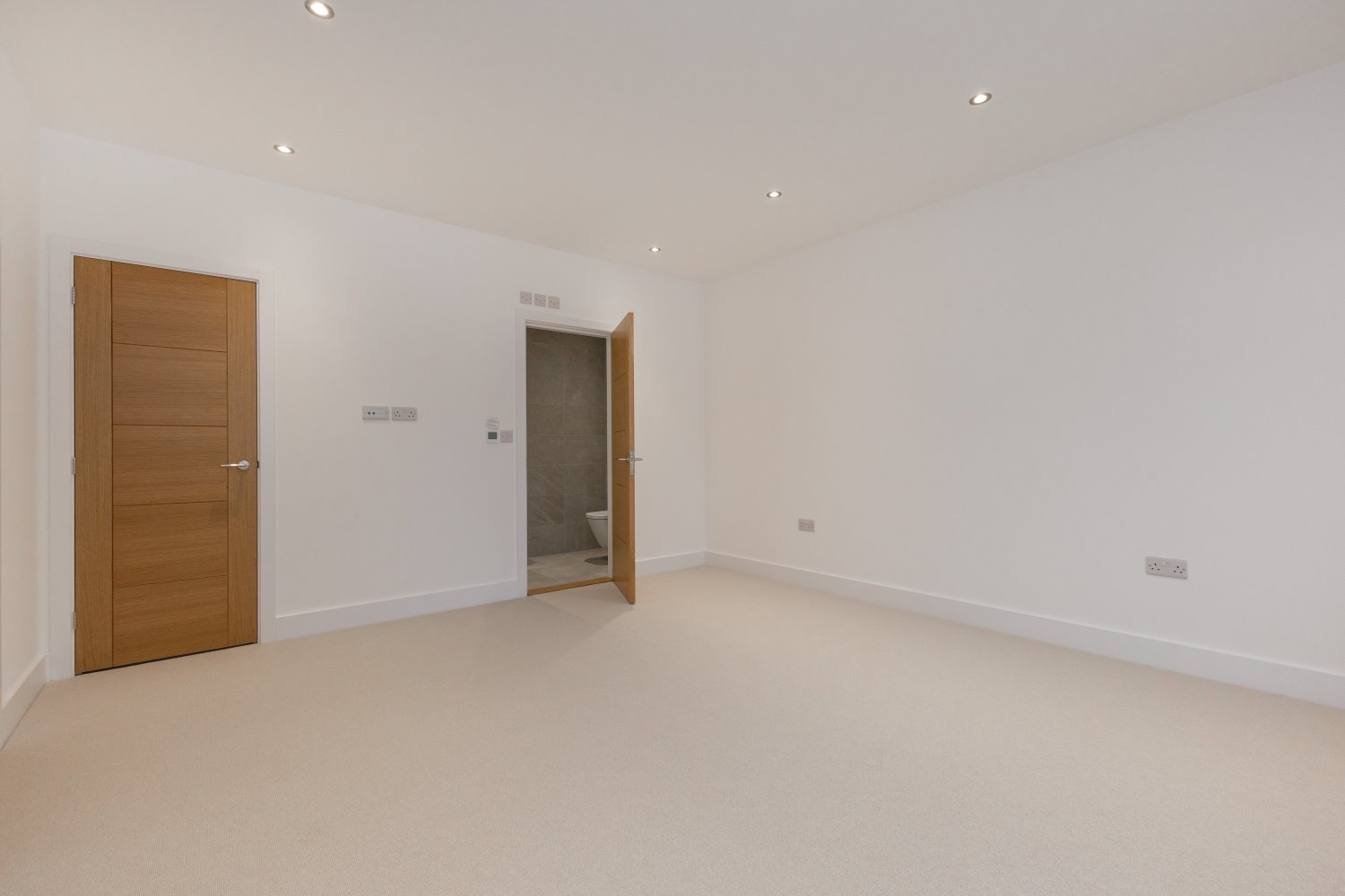 No. 9 Allanson Court photo 9
