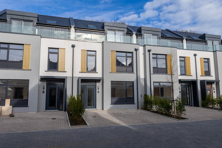 No. 9 Allanson Court