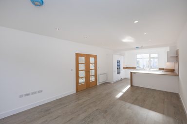 No. 10 Allanson Court photo 5