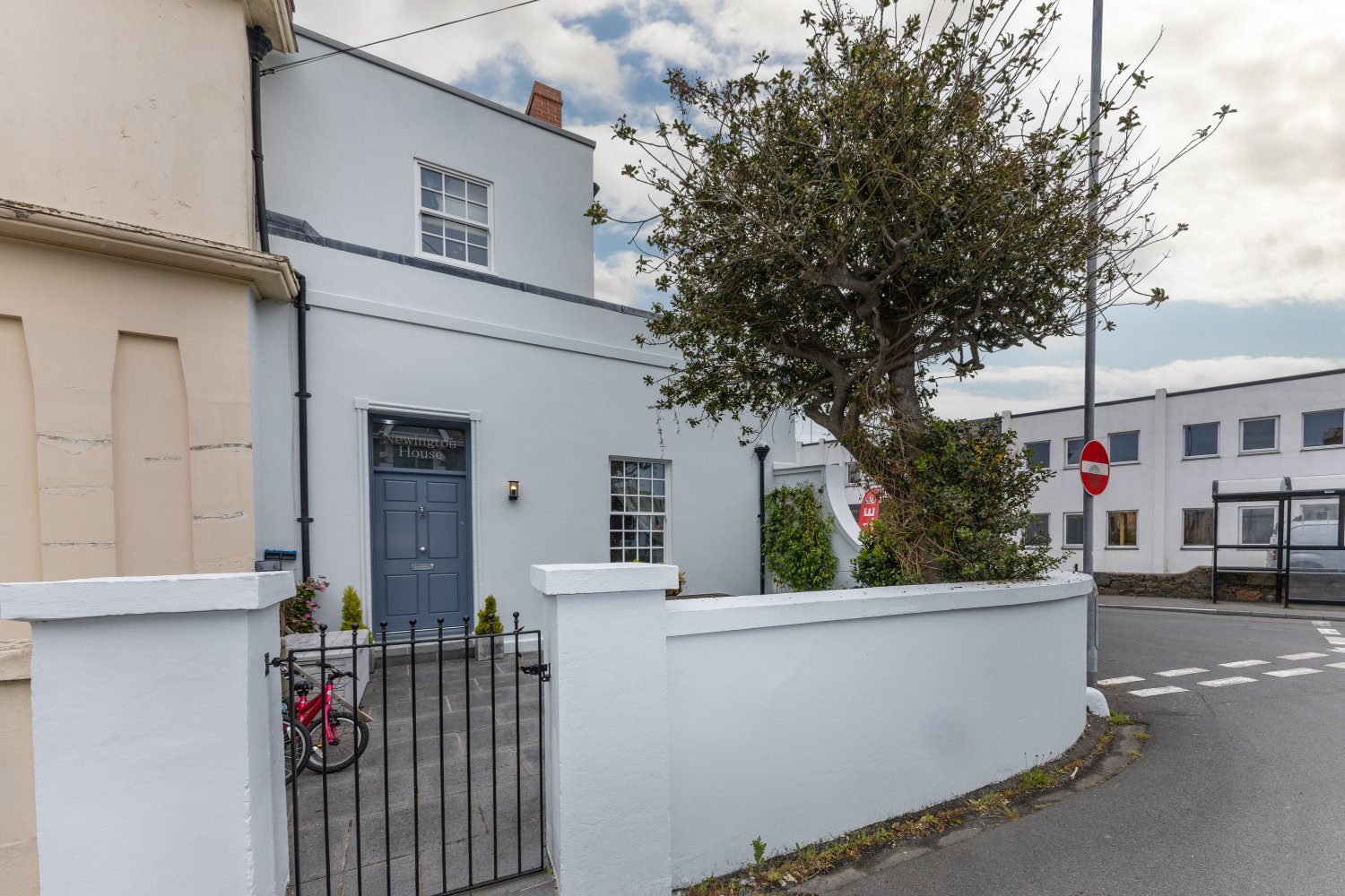 Newington House photo 17