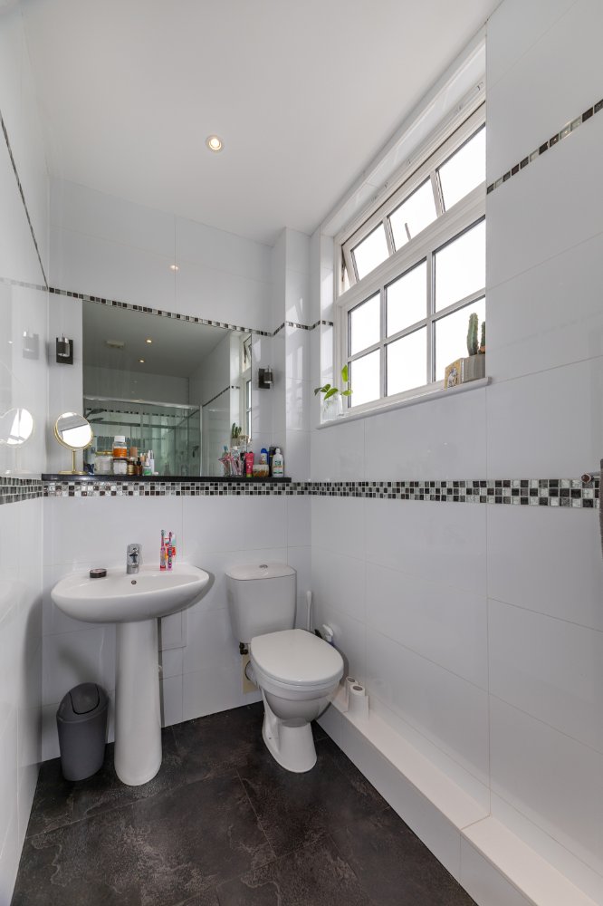 Newington House photo 16