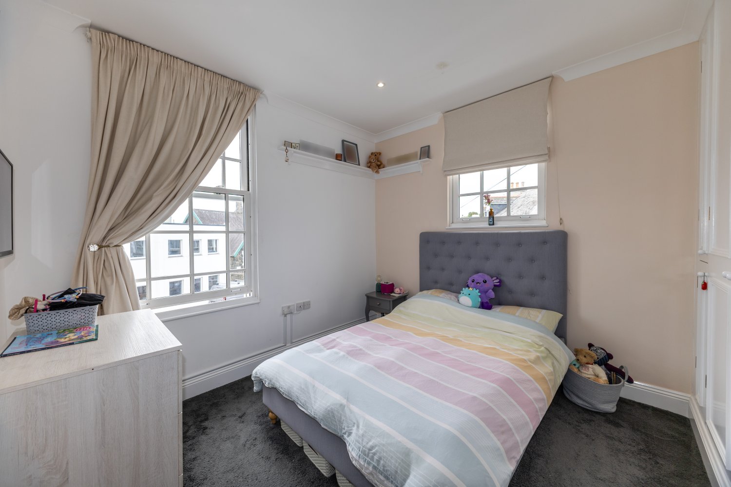 Newington House photo 13