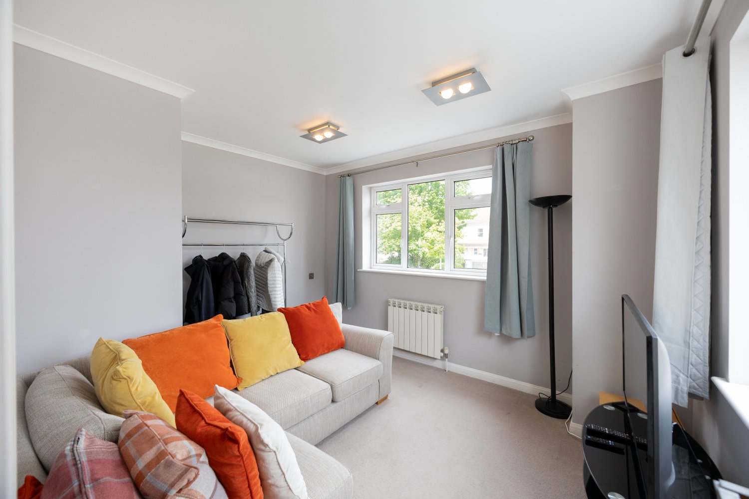6 St Martins Court photo 14