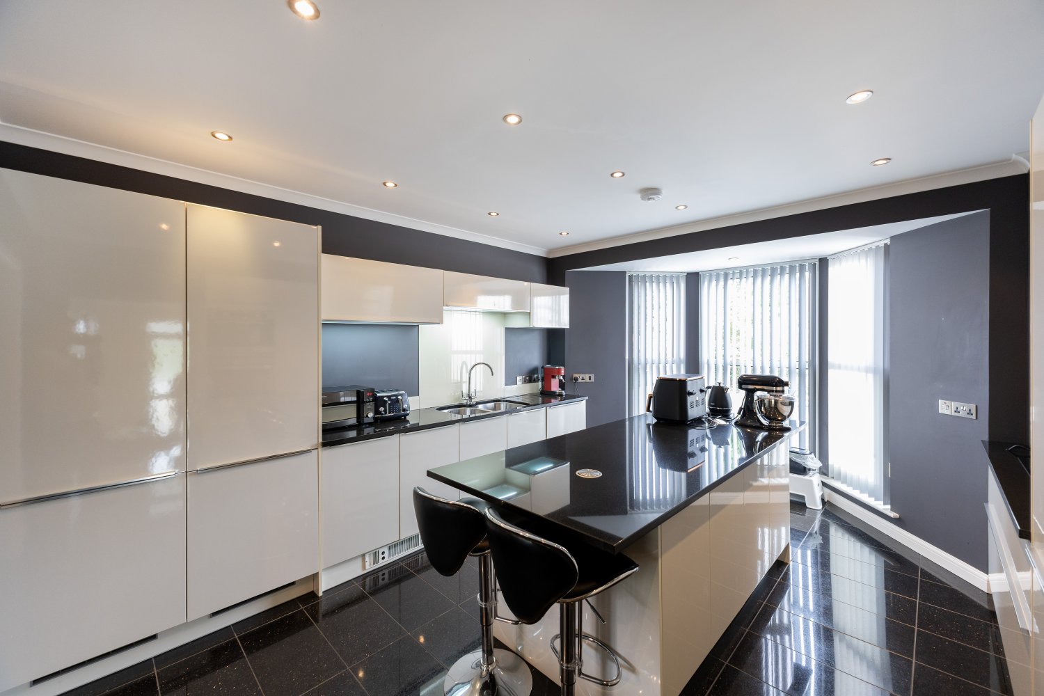 6 St Martins Court photo 6