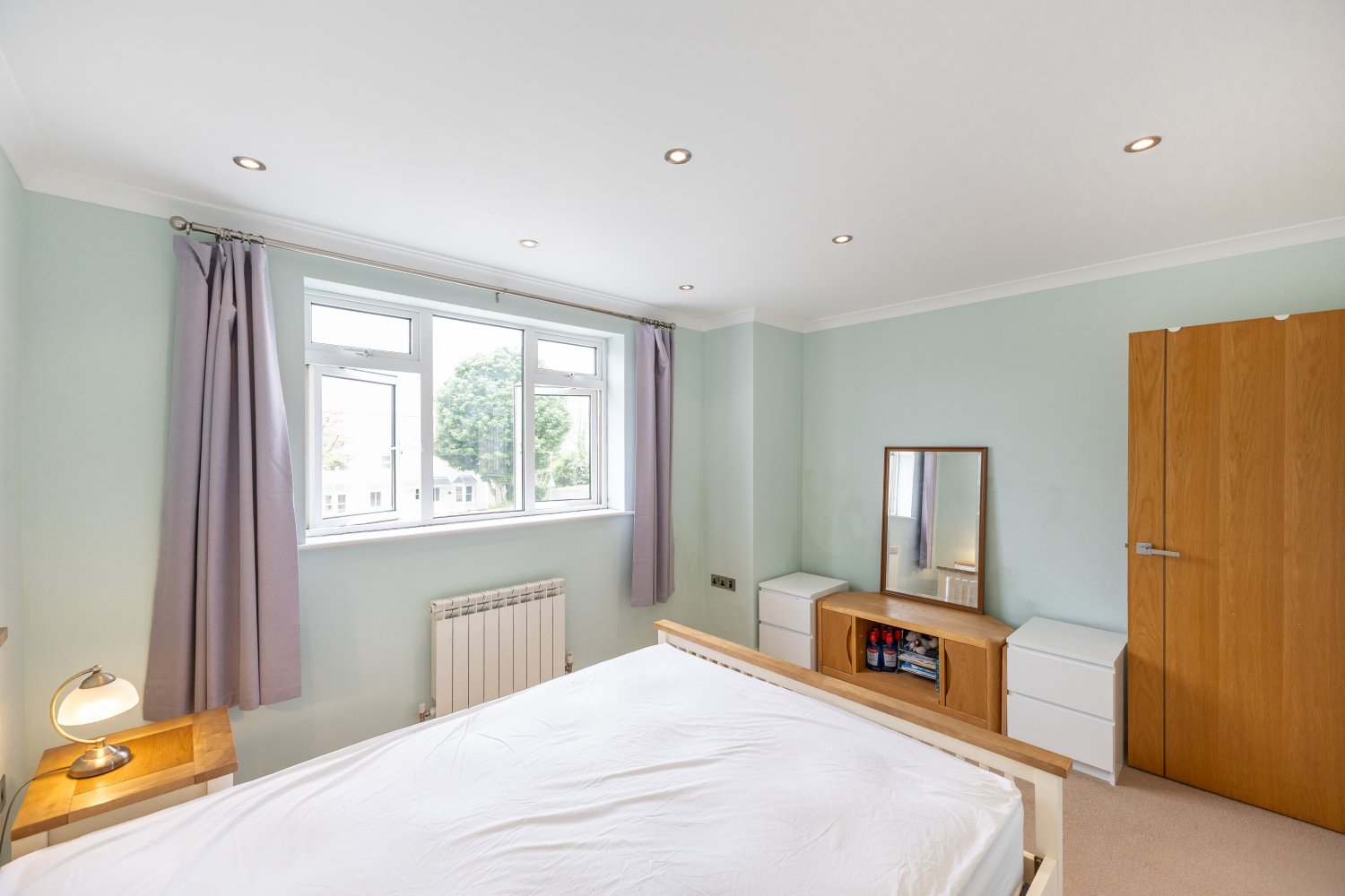 6 St Martins Court photo 16