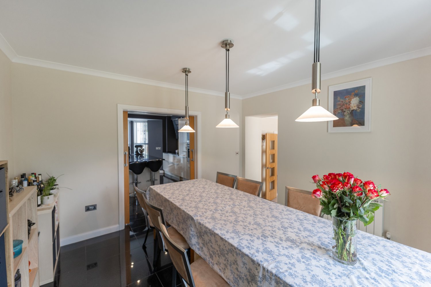 6 St Martins Court photo 11