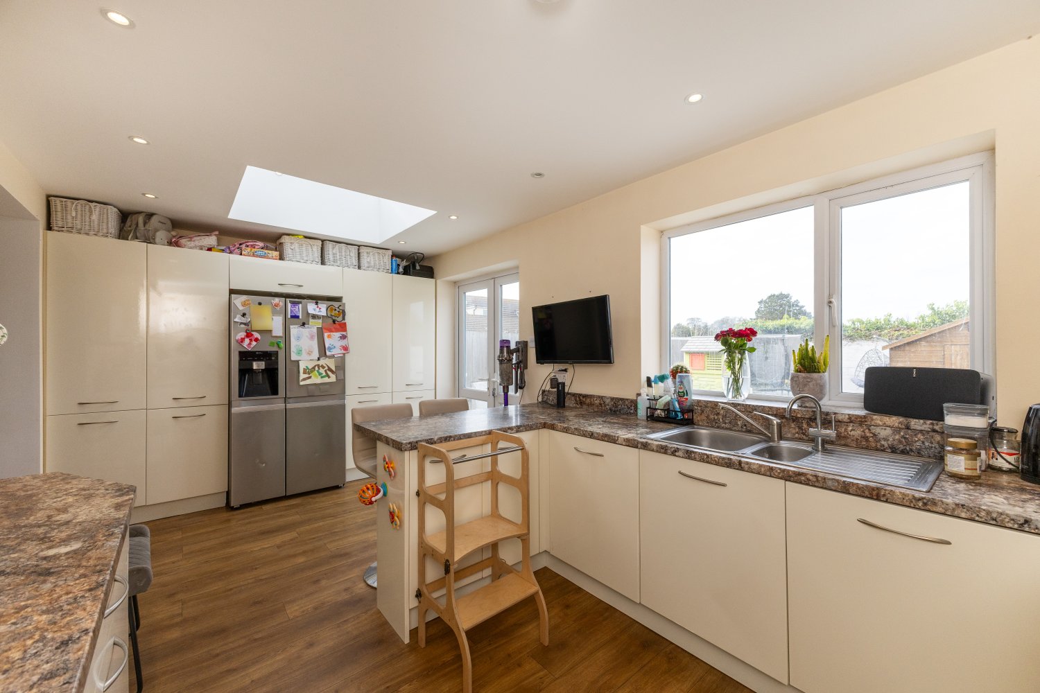 Evrika Cottage photo 9
