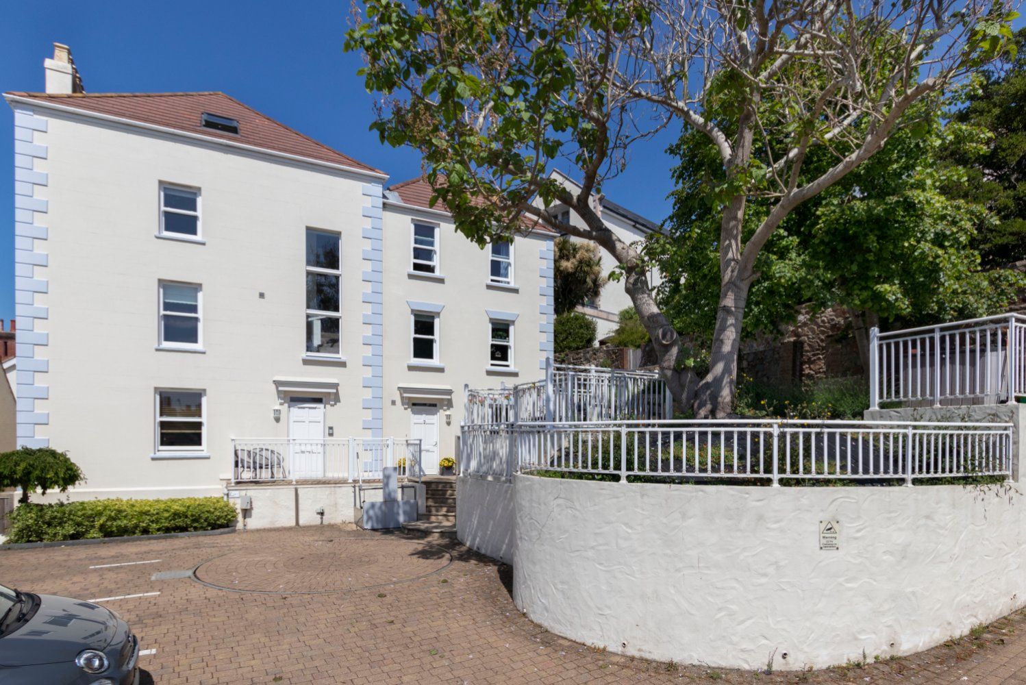 5, Mont Altier Apartments
