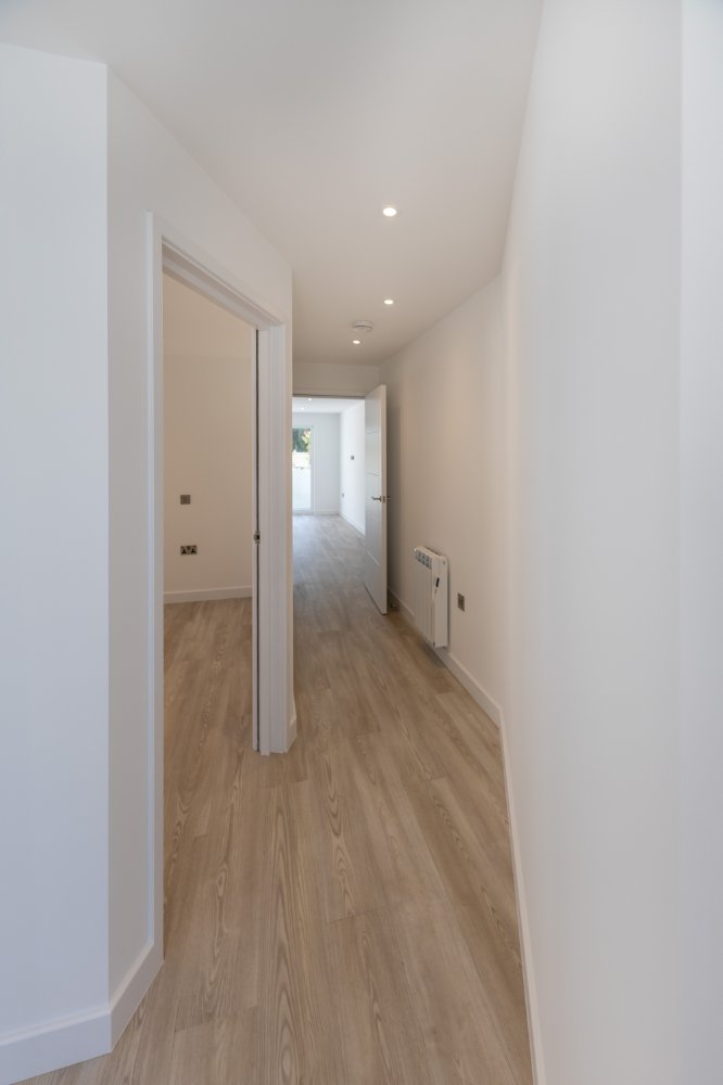 2 Mount Hermon Apartments photo 9