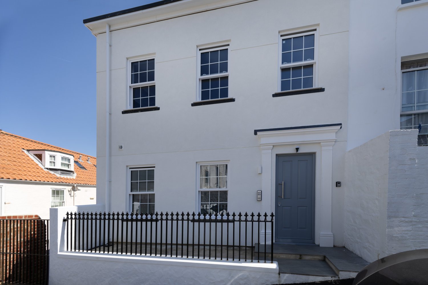 2 Mount Hermon Apartments