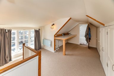 Lauder House photo 17