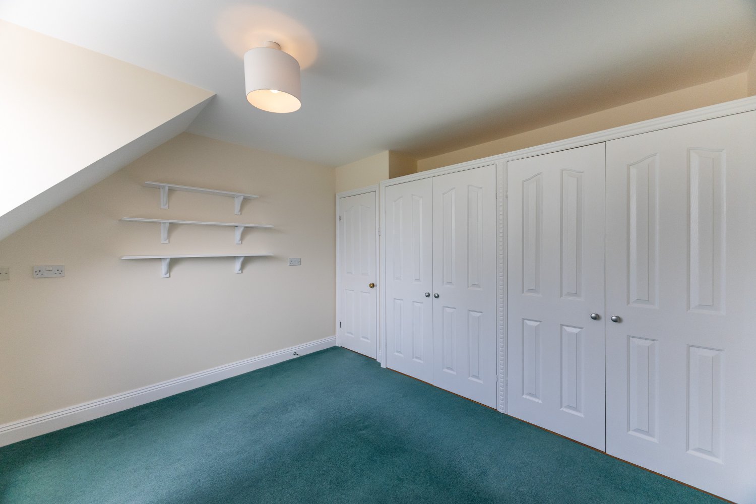 Top Floor Apartment Bevlyn photo 8