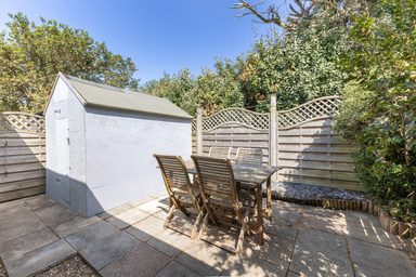 2 Tropicana Bungalows photo 8