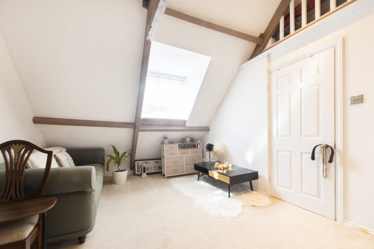 Flat 3, 3 College Terrace