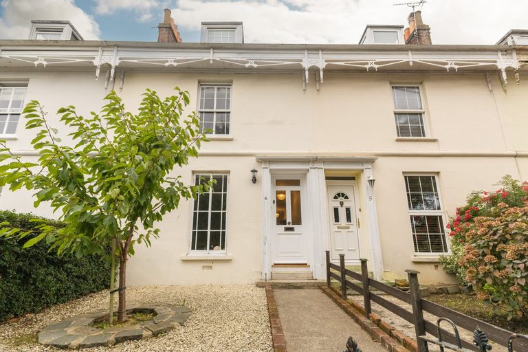 4 St. Johns Terrace