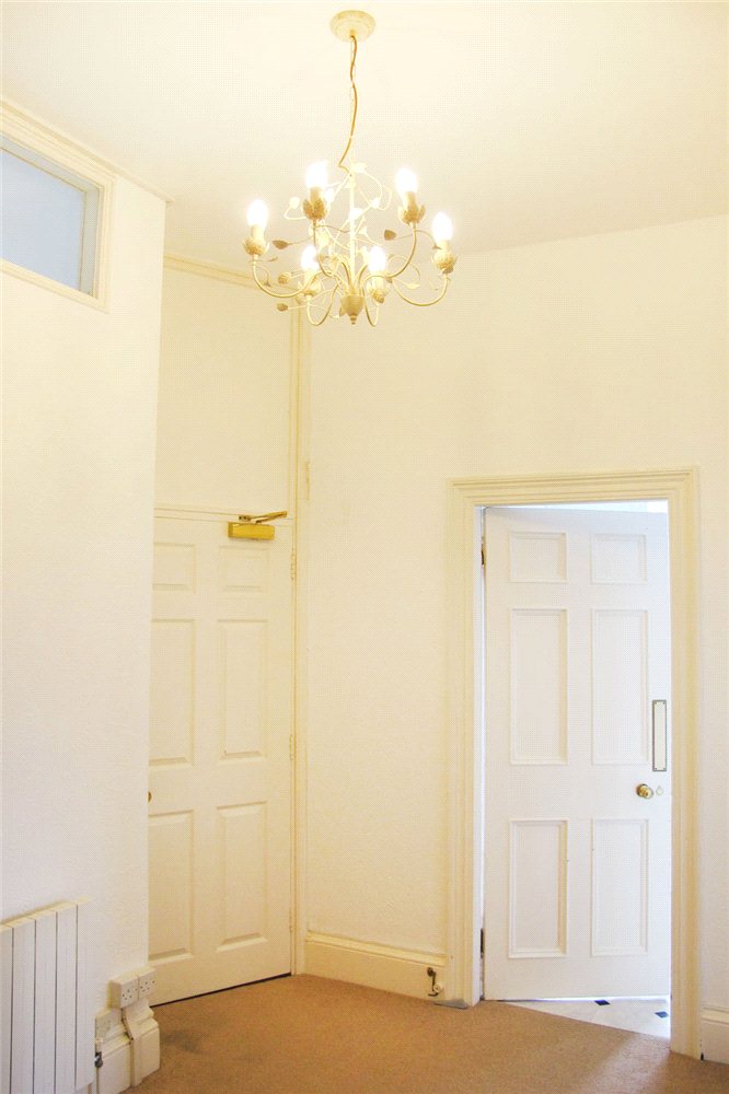 Middle Flat photo 8