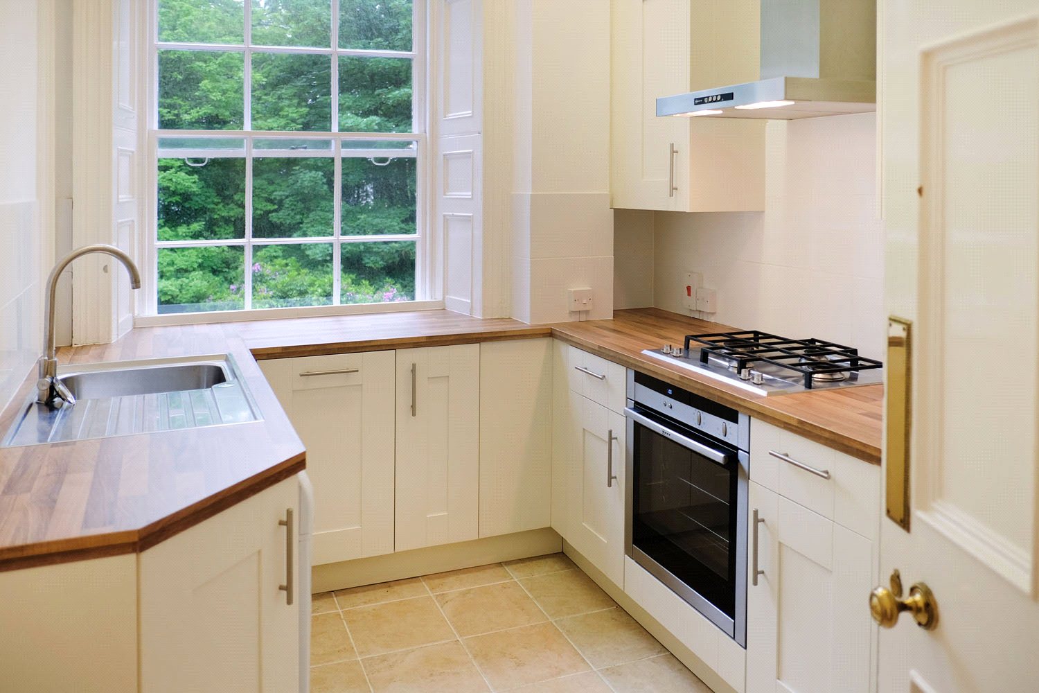 Middle Flat photo 3