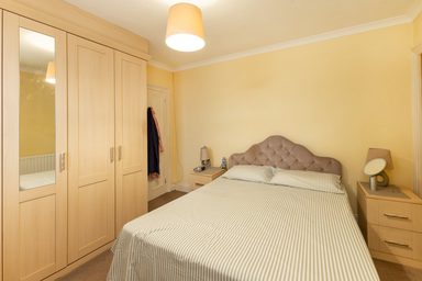 2 Hazeldene photo 12