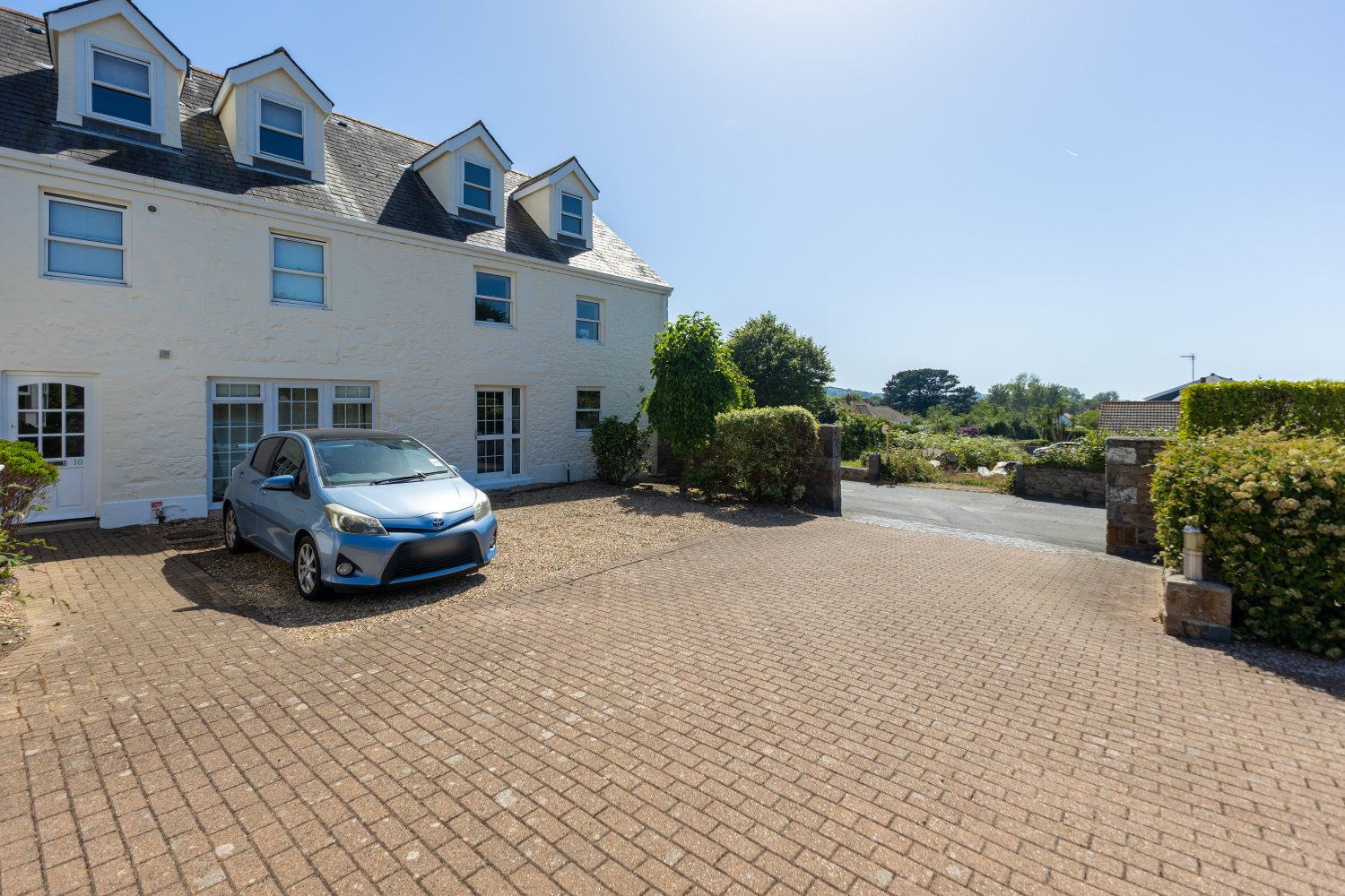 9 Belvoir House photo 10