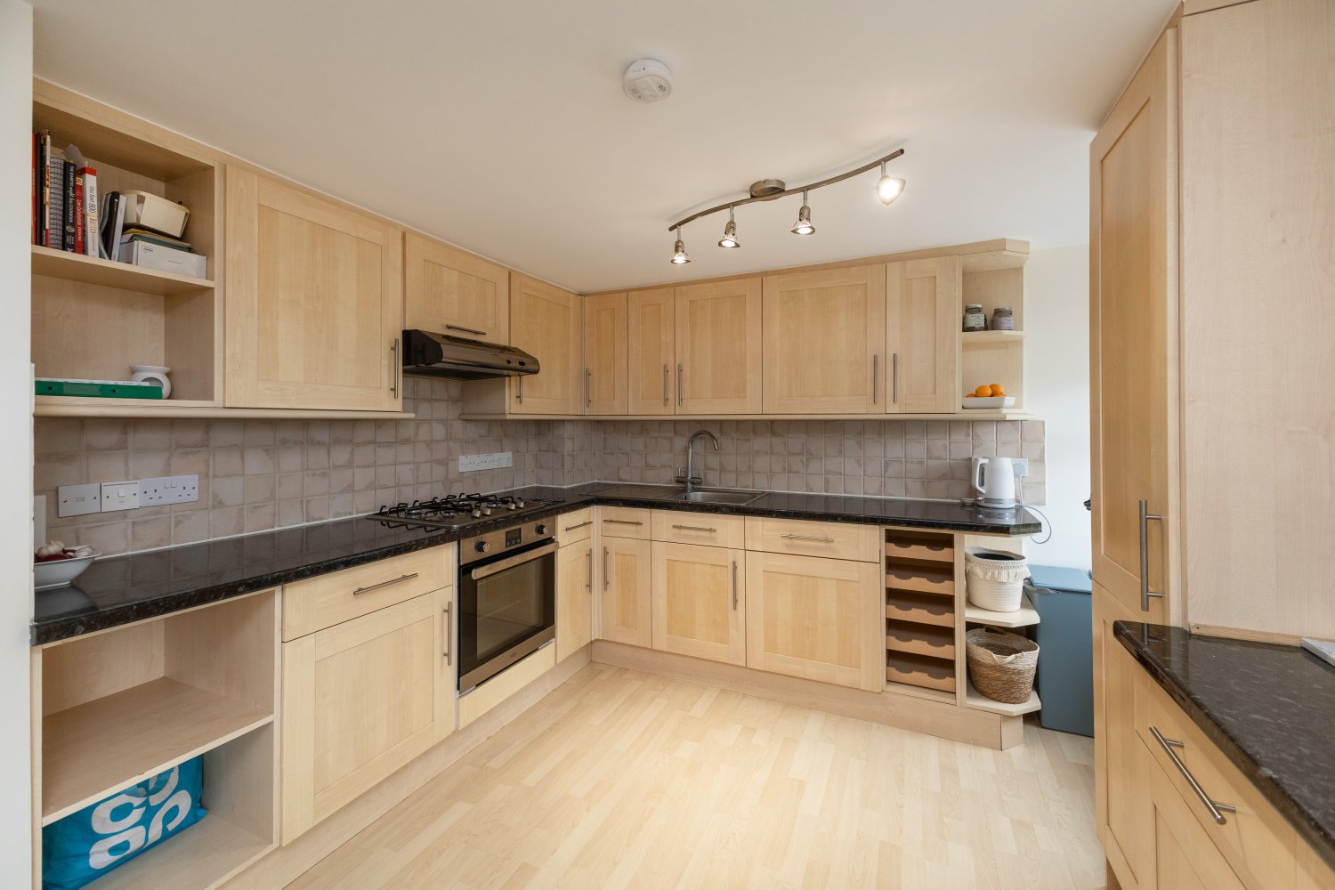 9 Belvoir House photo 4