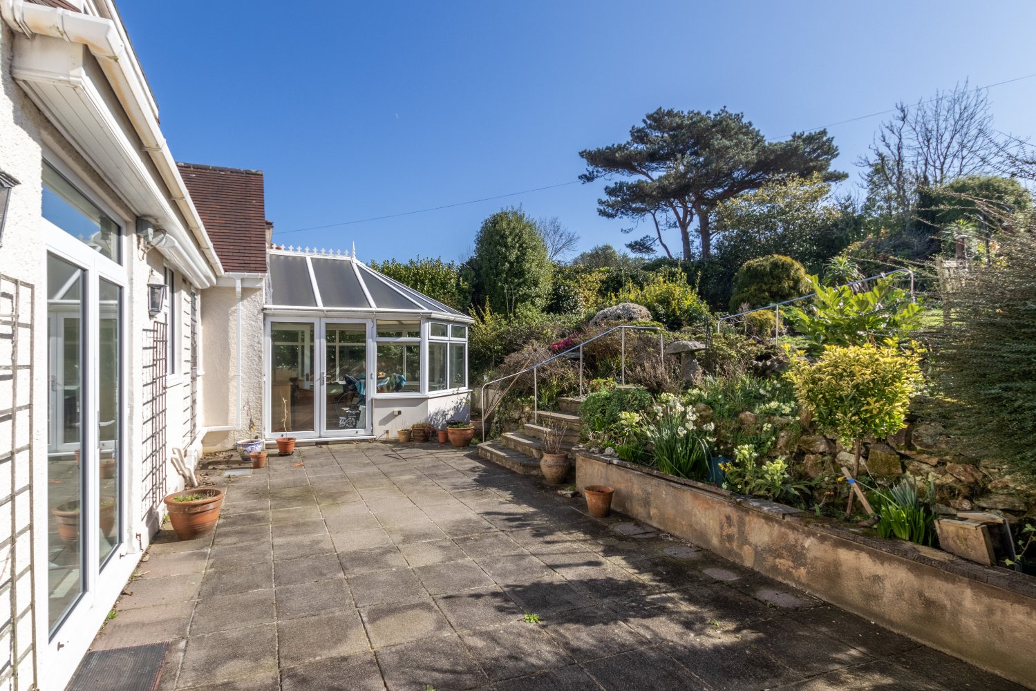Rawson House photo 16