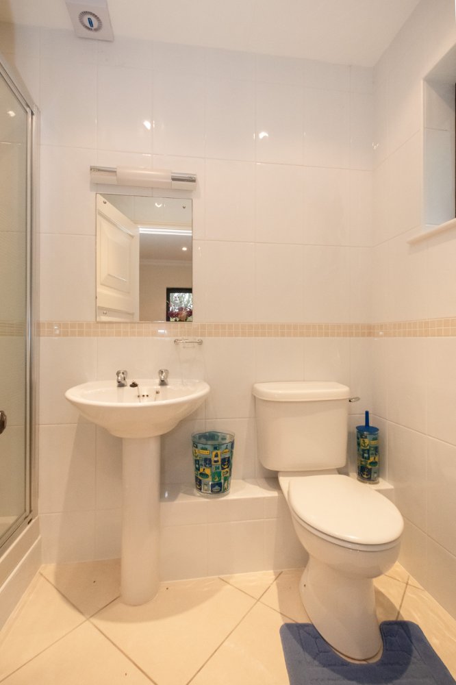 Montville House photo 58