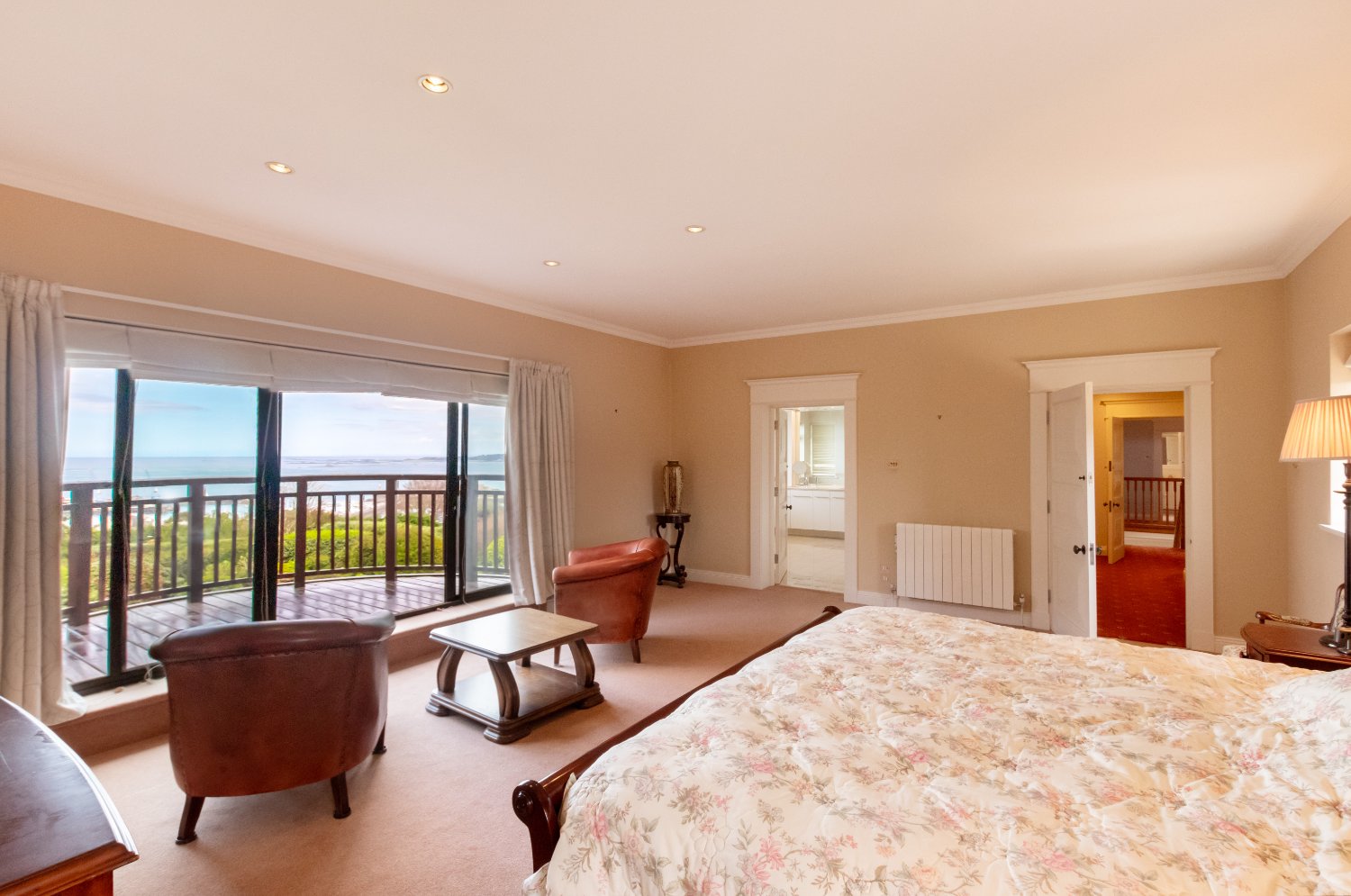 Montville House photo 24