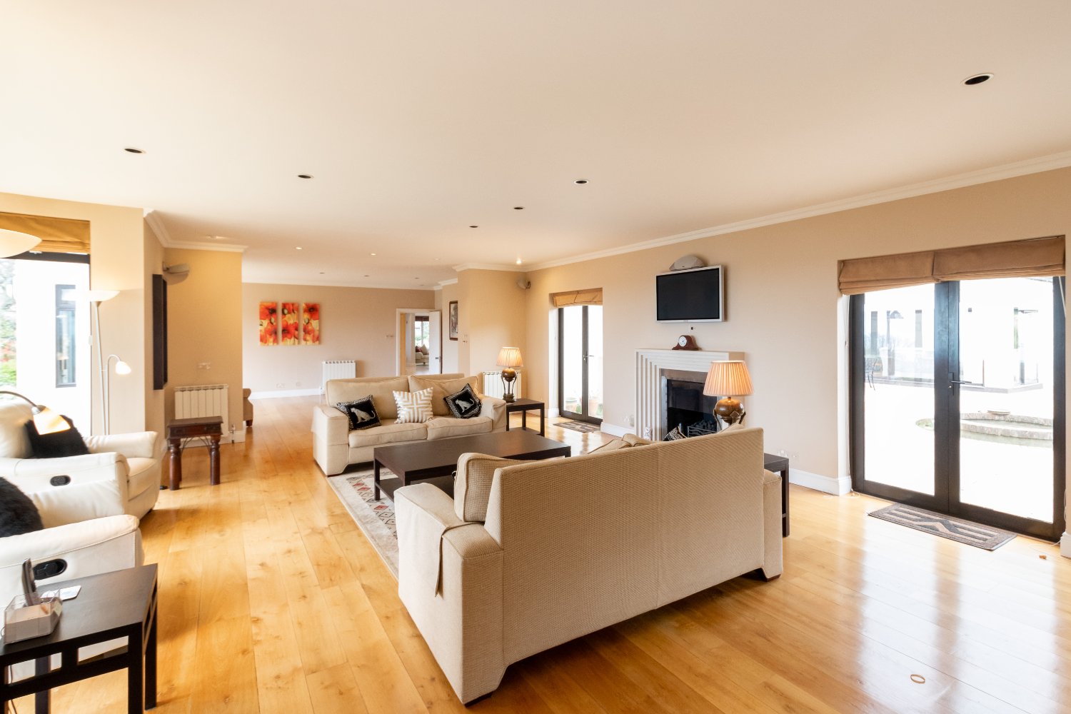 Montville House photo 11
