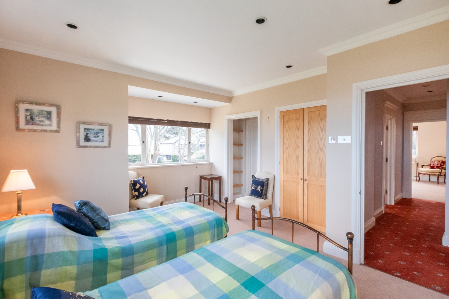 Montville House photo 38