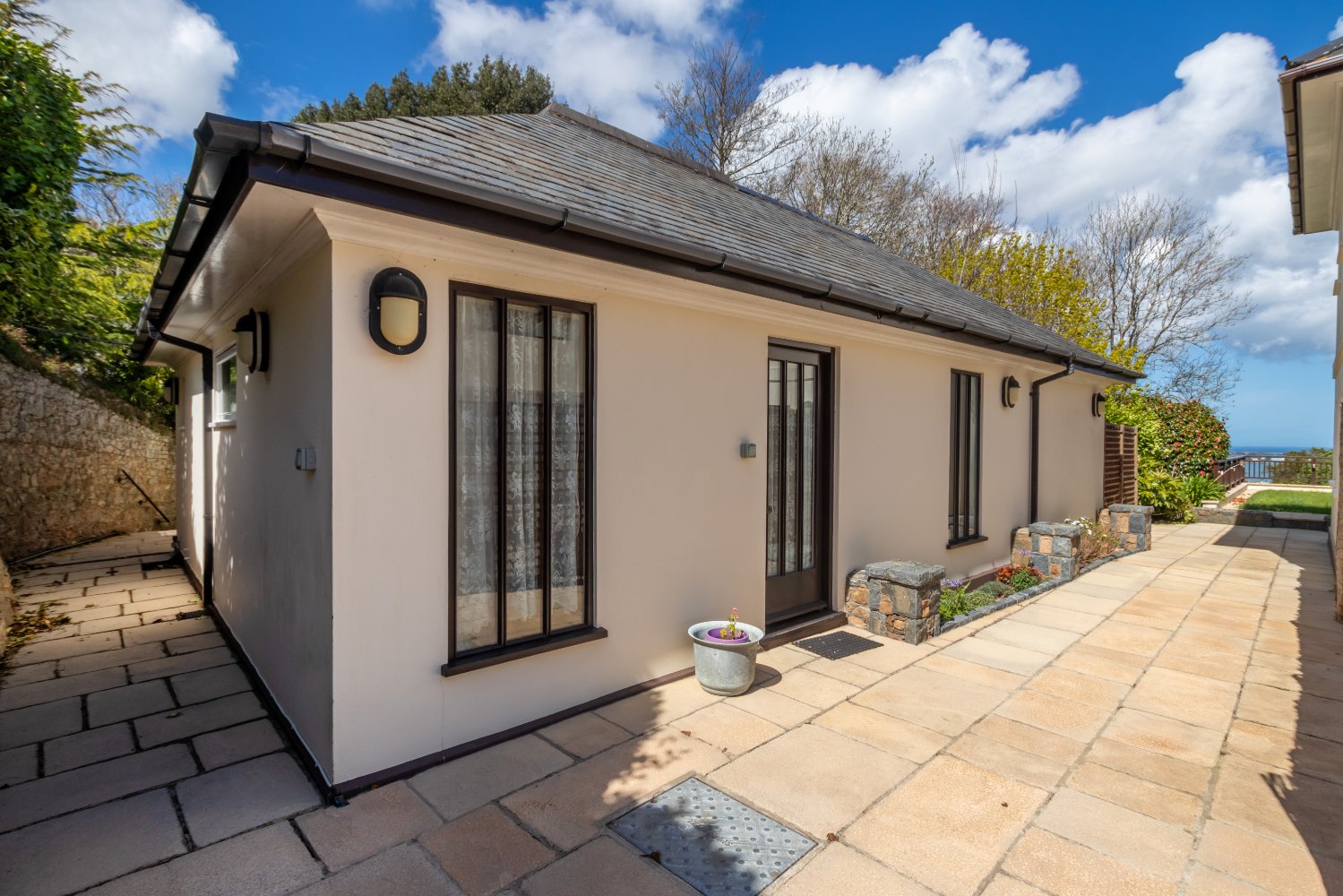 Montville House photo 50